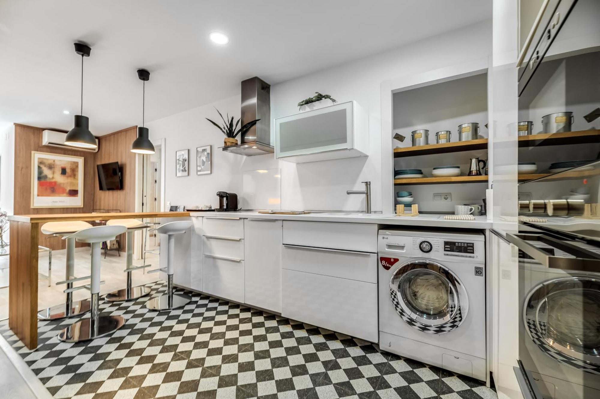 Victoria 16 Premium By Nagoa Homes Malaga Ngoại thất bức ảnh